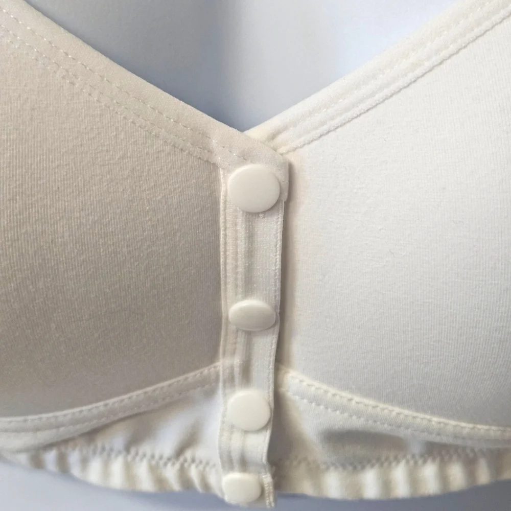 DAISY BRA'S Plus Size all day comfort 3X ultra soft 3 front button snap closure